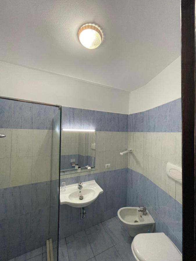 Hotel Zverneci מראה חיצוני תמונה