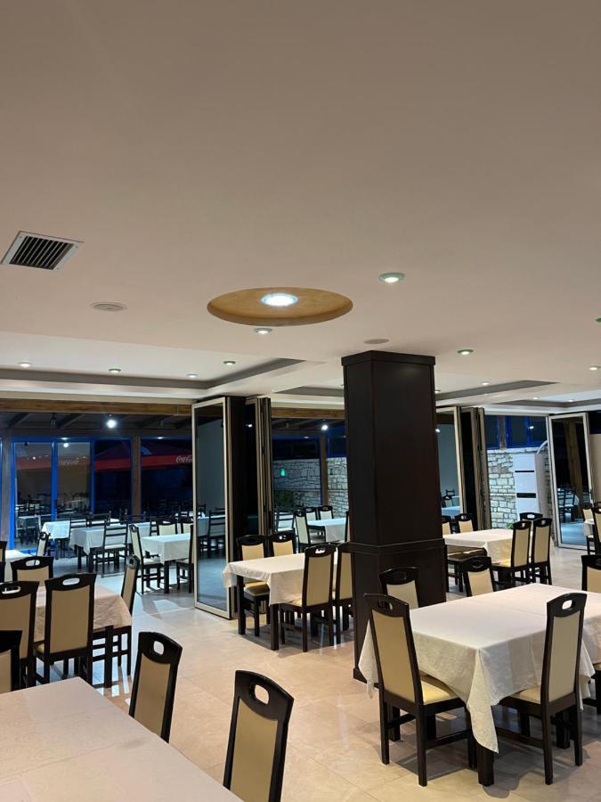 Hotel Zverneci מראה חיצוני תמונה